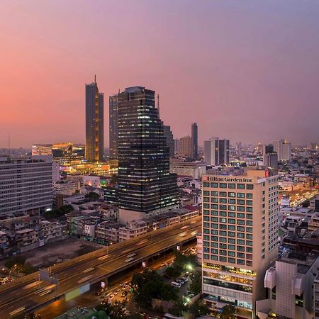 Hilton Garden Inn Bangkok Silom Exterior foto