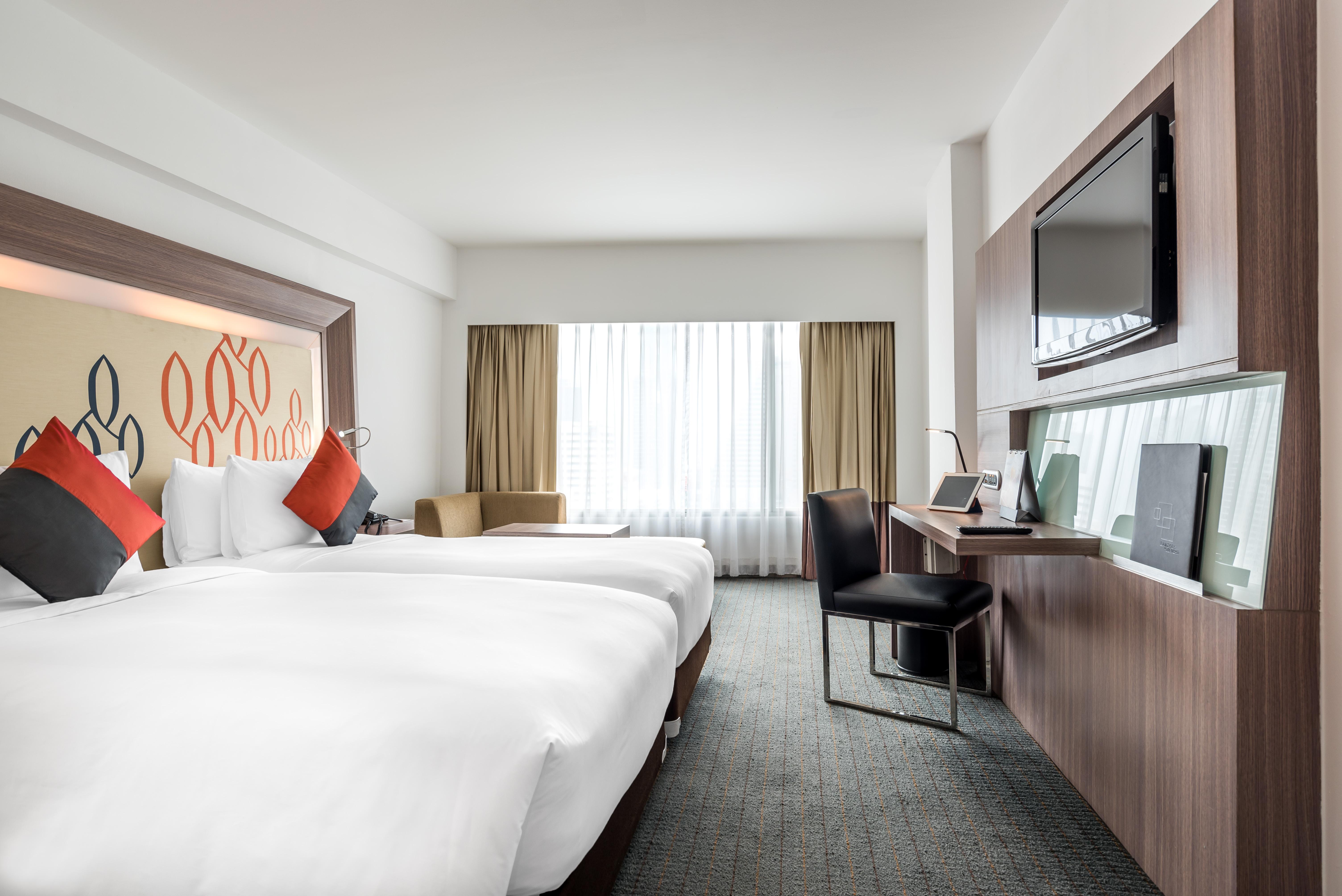 Hilton Garden Inn Bangkok Silom Exterior foto
