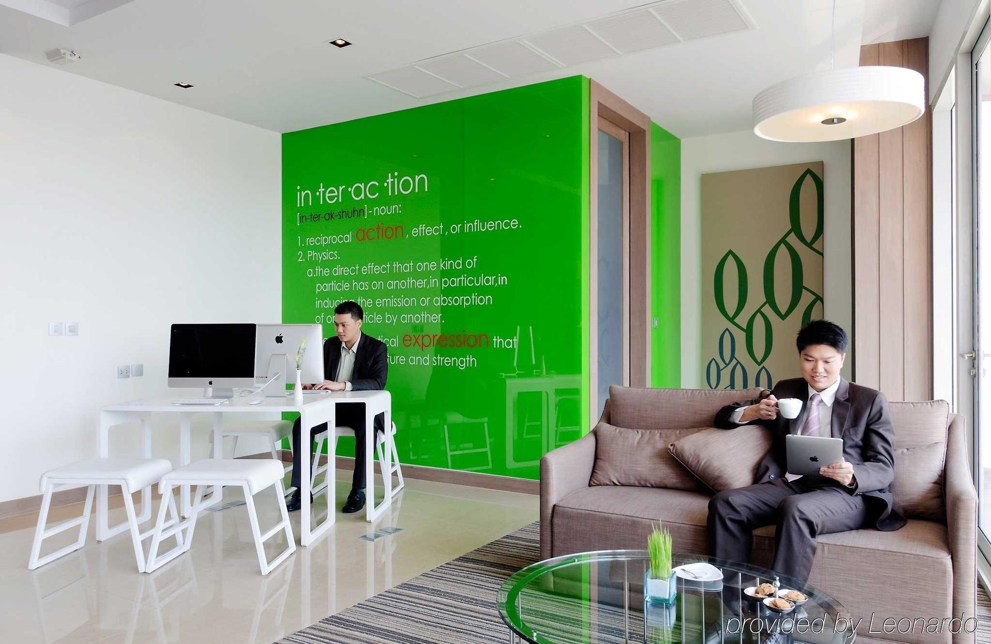 Hilton Garden Inn Bangkok Silom Facilități foto